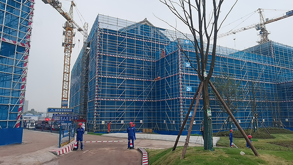 大連市建筑工程施工現場質量安全標準化觀摩會暨安全生產月啟動儀式舉行